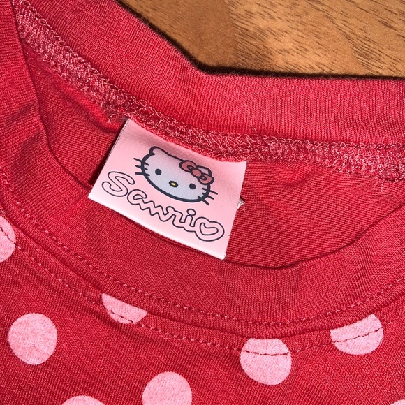 Hello Kitty by Sanrio T-Shirt - Picture 3 of 6